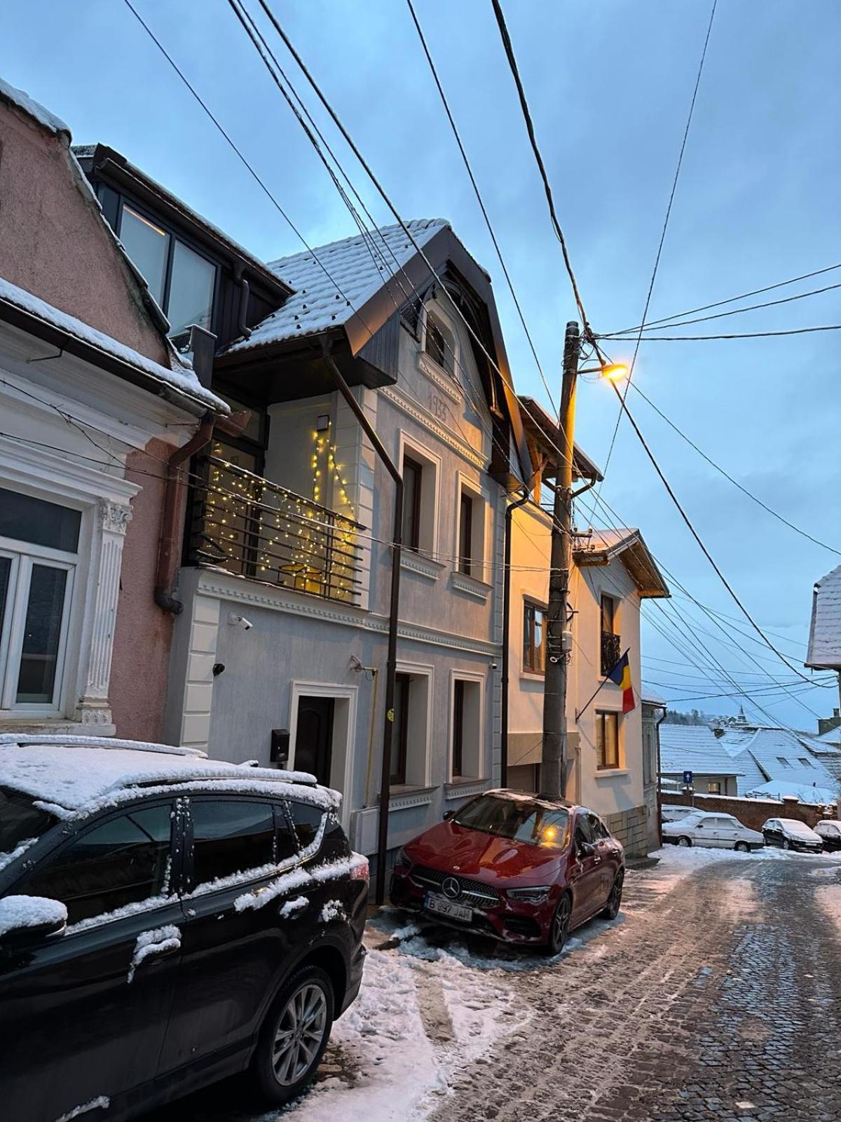 Casa Chiper - Apartament Parter Braşov Buitenkant foto